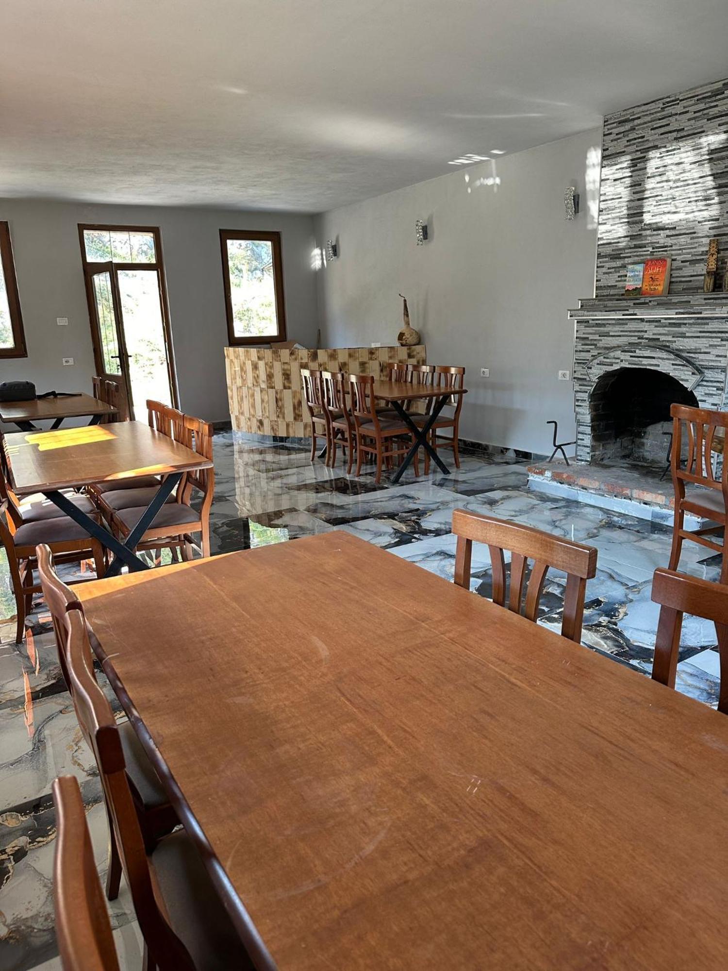 Guest House Kukaj วัลโบเนอ ภายนอก รูปภาพ